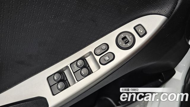 Hyundai Accent 2014 — photo 26