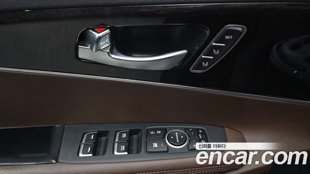 Kia Sorento 2016 — photo 11