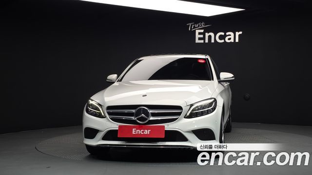 Mercedes-Benz C-Class 2019 — photo 3
