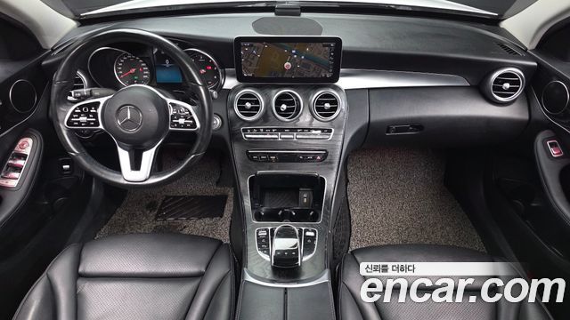 Mercedes-Benz C-Class 2019 — photo 7