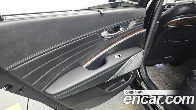 Kia K9 2021 — photo 15