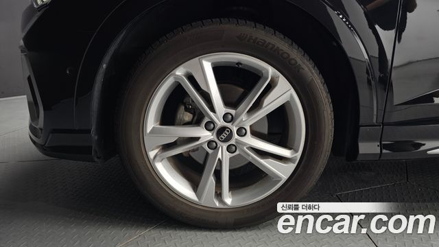 Audi Q3 2022 — photo 5