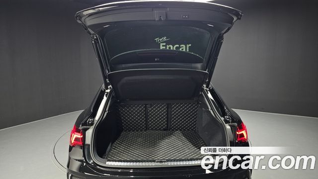 Audi Q3 2022 — photo 26