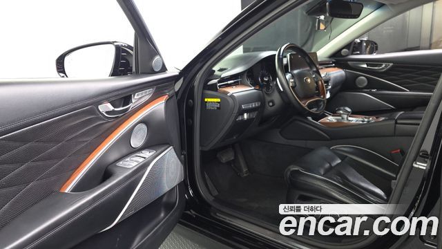 Kia K9 2019 — photo 13
