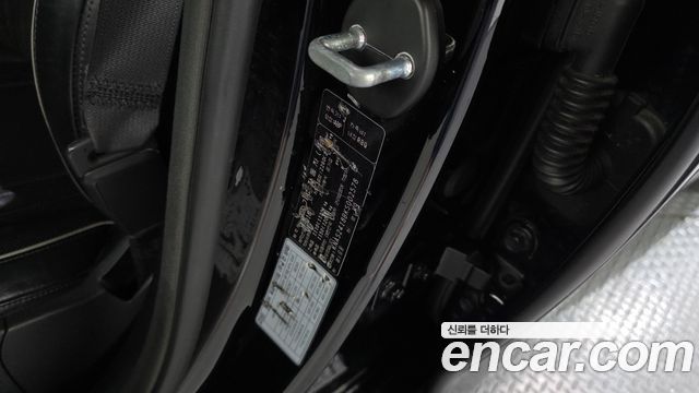 Kia K9 2019 — photo 27