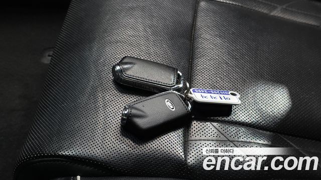 Kia K9 2019 — photo 33