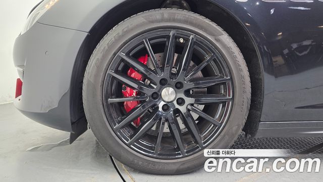 Maserati Ghibli 2020 — photo 5