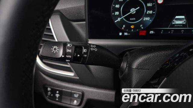 Kia Seltos 2023 — photo 29