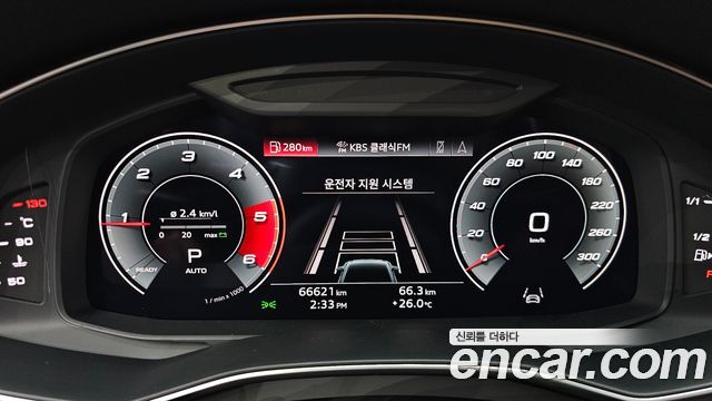 Audi A6 2021 — photo 11