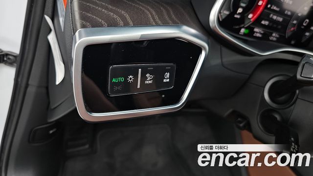 Audi A6 2021 — photo 26