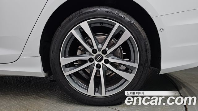 Audi A6 2021 — photo 7