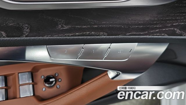 Audi A6 2021 — photo 27
