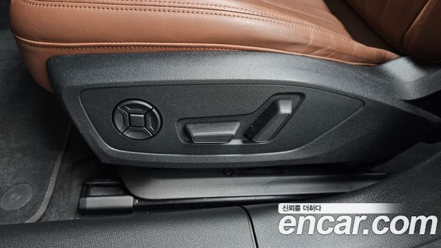 Audi A6 2021 — photo 31