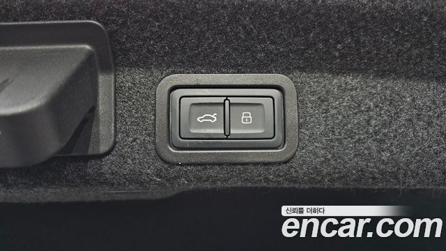 Audi A6 2021 — photo 35