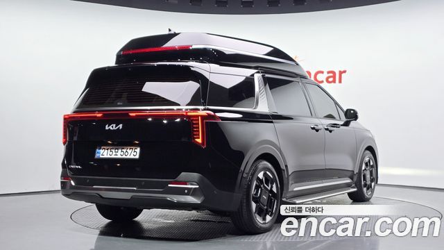 Kia Canival 2025 — photo 2