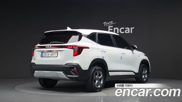 Kia Seltos 2024 — photo 2