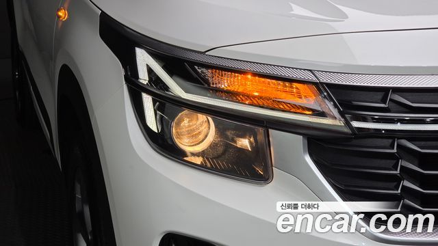 Kia Seltos 2024 — photo 8