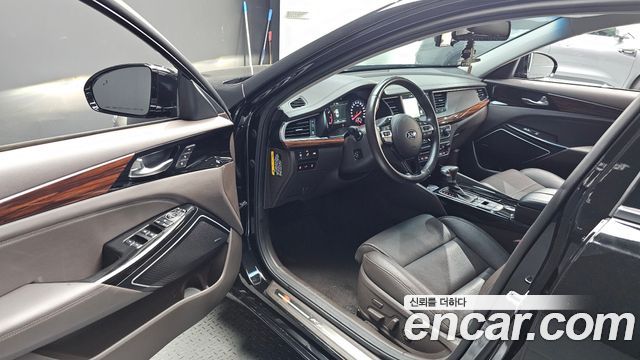 Kia K7 2016 — photo 13