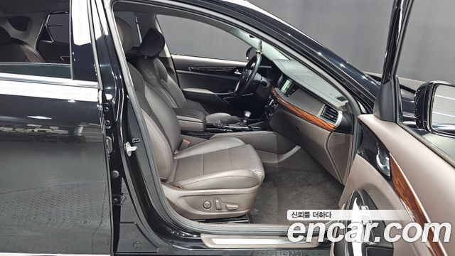 Kia K7 2016 — photo 16