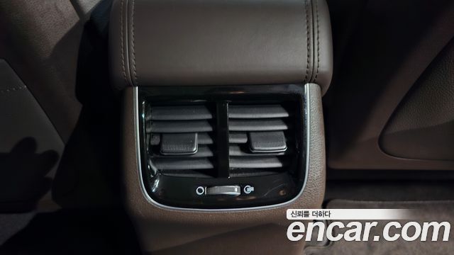 Kia K7 2016 — photo 31