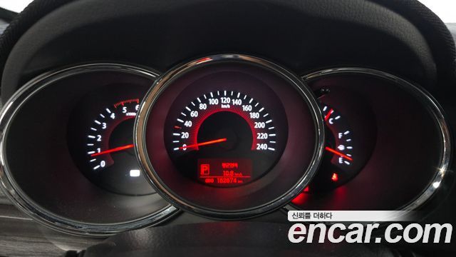 Kia Sorento 2011 — photo 11