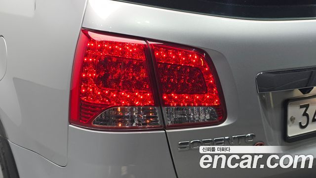 Kia Sorento 2011 — photo 9