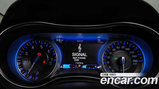 Chrysler 300C 2015 — photo 8