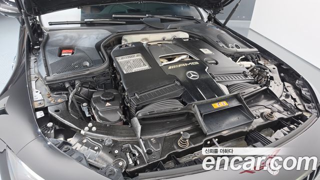 Mercedes-Benz AMG GT 2020 — photo 6