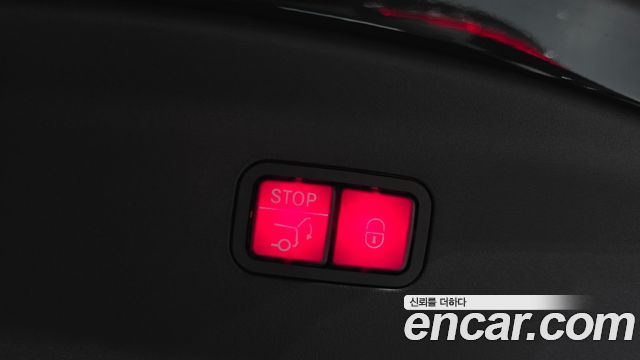 Mercedes-Benz AMG GT 2020 — photo 24