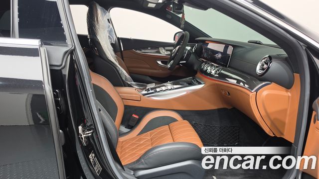 Mercedes-Benz AMG GT 2020 — photo 16