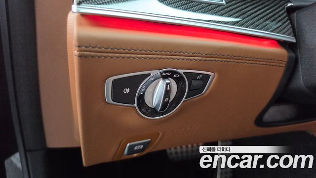 Mercedes-Benz AMG GT 2020 — photo 29