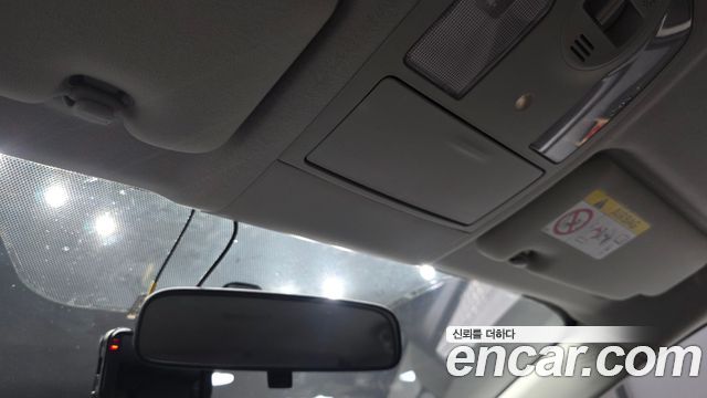 Toyota Prius 2015 — photo 18