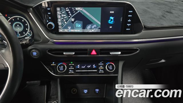 Hyundai Sonata 2023 — photo 19