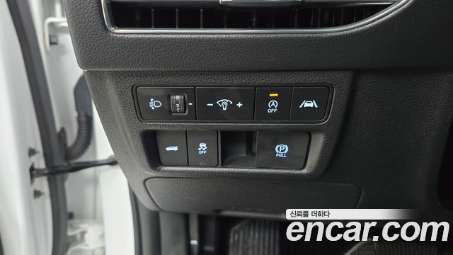 Hyundai Sonata 2023 — photo 25