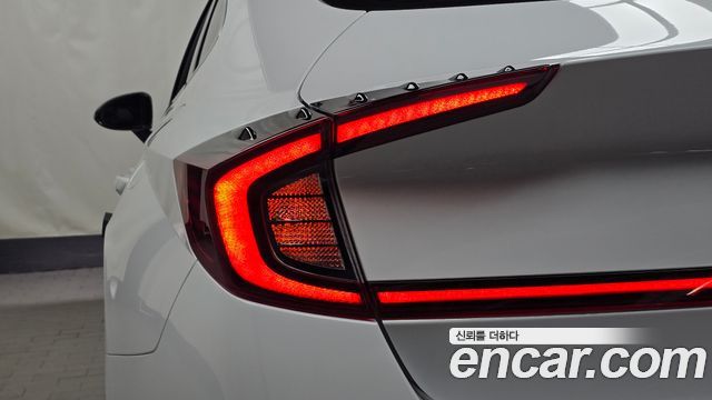 Hyundai Sonata 2023 — photo 9