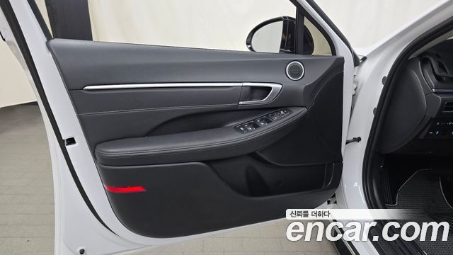 Hyundai Sonata 2023 — photo 14