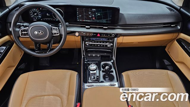 Kia Canival 2021 — photo 10