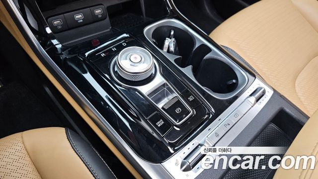 Kia Canival 2021 — photo 12