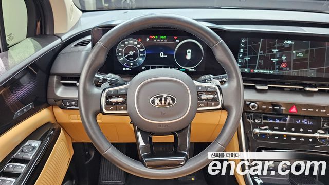 Kia Canival 2021 — photo 19