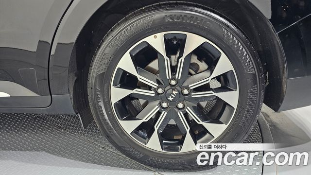 Kia Canival 2021 — photo 7