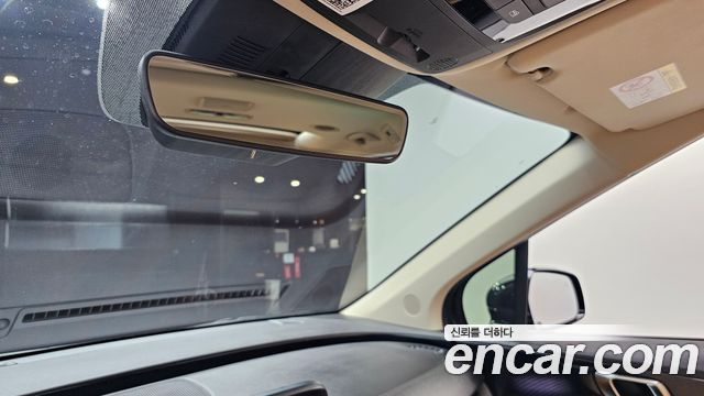Kia Canival 2021 — photo 27