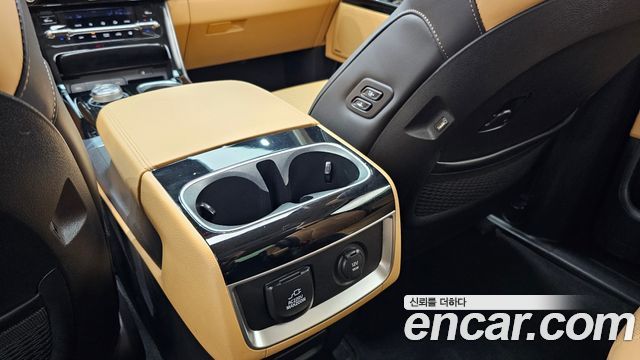 Kia Canival 2021 — photo 35