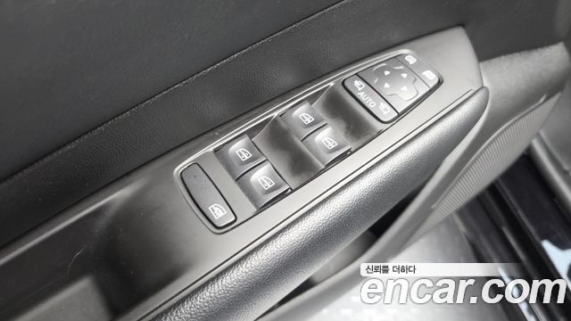 Renault Korea SM6 2022 — photo 28