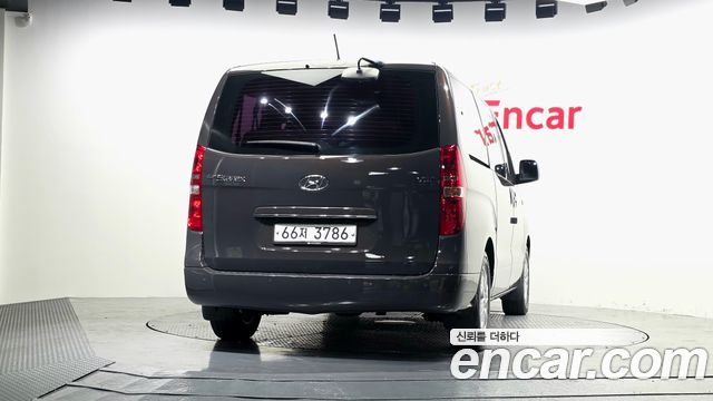Hyundai Starex 2019 — photo 4