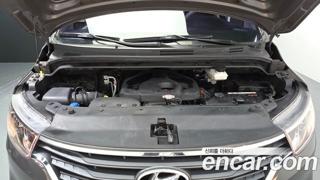 Hyundai Starex 2019 — photo 6