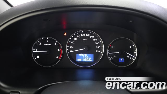 Hyundai Starex 2019 — photo 8