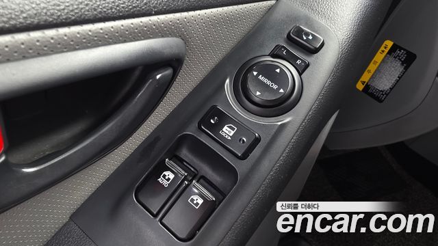 Hyundai Starex 2019 — photo 19
