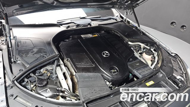 Mercedes-Benz S-Class 2022 — photo 6