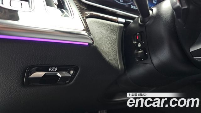 Mercedes-Benz S-Class 2022 — photo 27