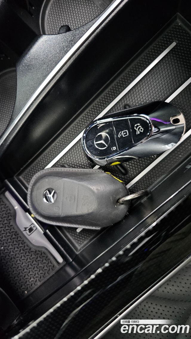 Mercedes-Benz S-Class 2022 — photo 28